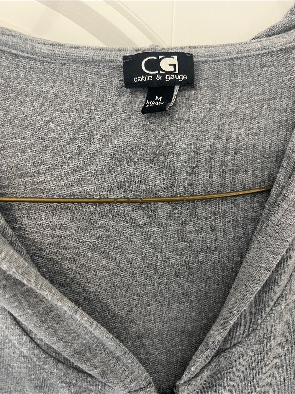 Womens size medium. Cable & Gauge - Picture 2 of 3